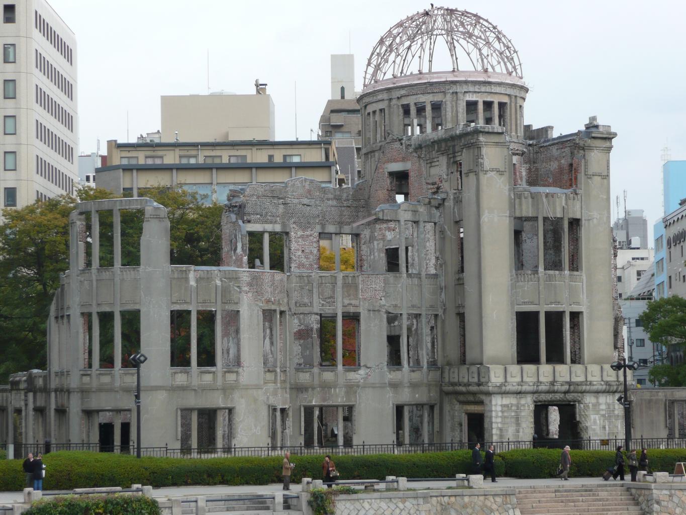 Hiroshima GeoGuessr guide image showing the city of Hiroshima