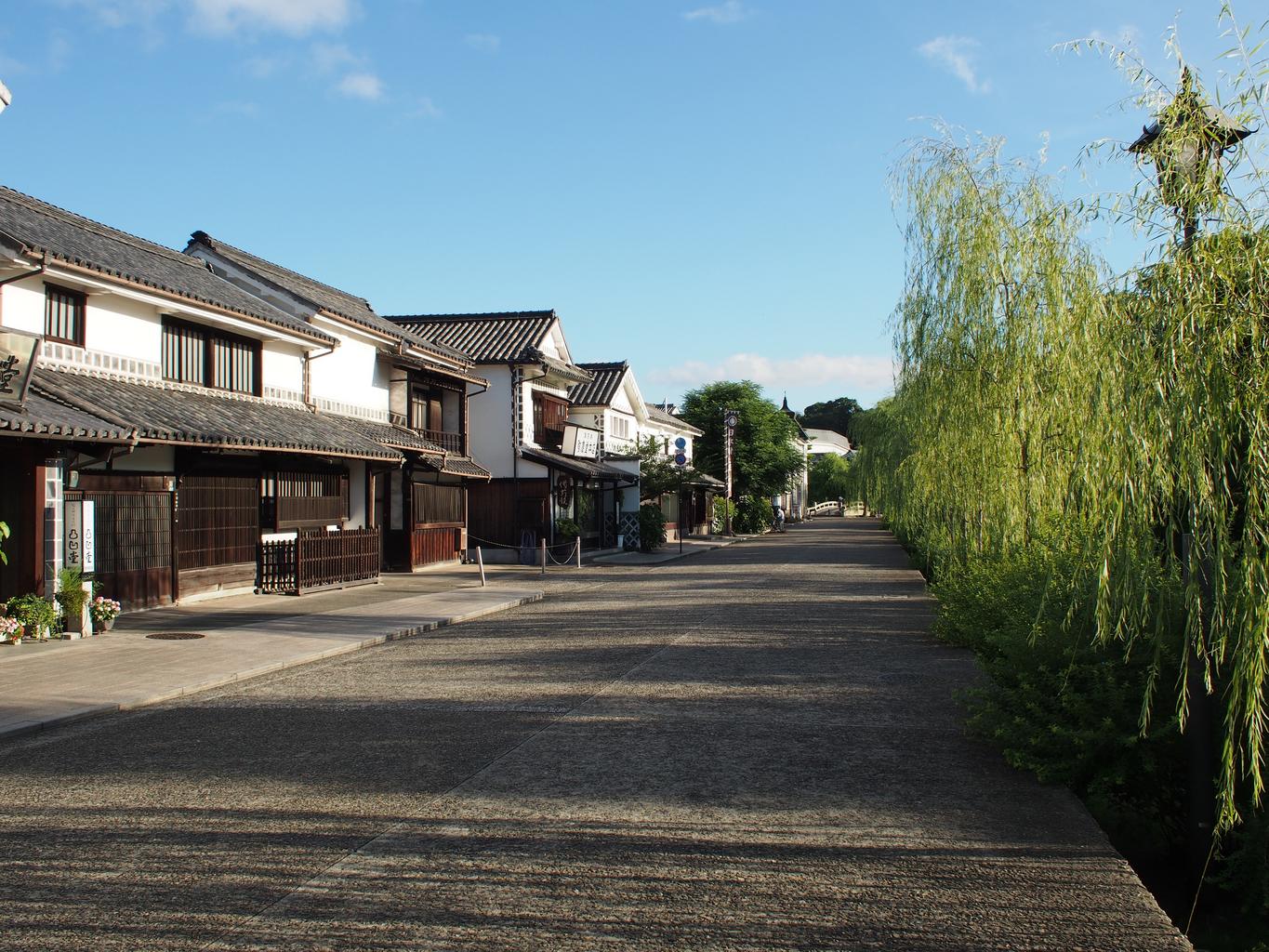 Okayama GeoGuessr guide image showing the Kurashiki Bikan district