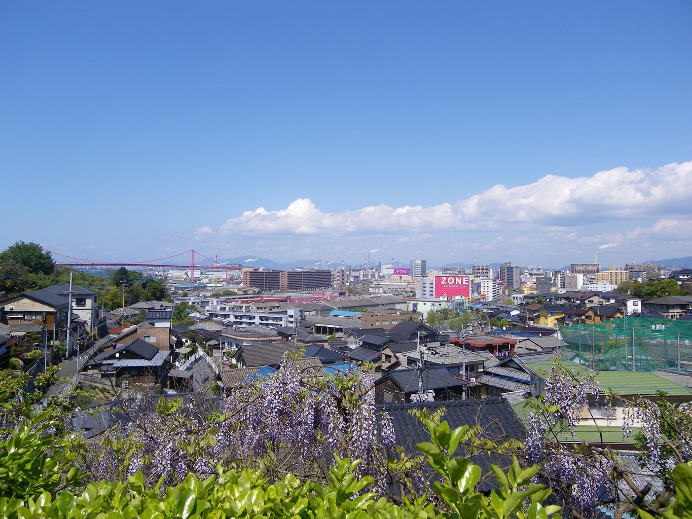 北九州市の製鉄所と工場群